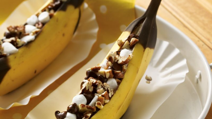 22 Surprising Things Banana Peels Can Do For You_48