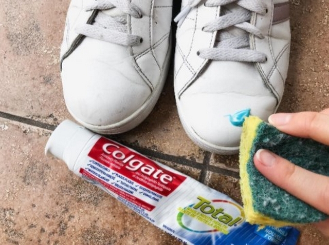 Washing Shoes With Soles Made From Rubber