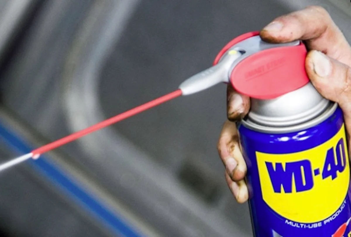 wd40, wd-40, wd40 garage door, wd40 for garage door lubrication, lubrication, wd40 carpet cleaner, toilet cleaner, car damage, paint damage, frozen locks, snow build-up, shower heads, anti rust, sticker removal