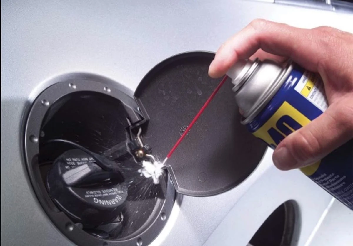 wd40, wd-40, wd40 garage door, wd40 for garage door lubrication, lubrication, wd40 carpet cleaner, toilet cleaner, car damage, paint damage, frozen locks, snow build-up, shower heads, anti rust, sticker removal